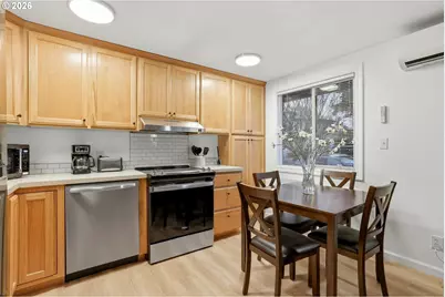 206 NE Johnson St, McMinnville, OR 97128 - Photo 25