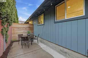 206 NE Johnson St, McMinnville, OR 97128 - Photo 37