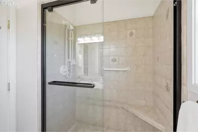 215 Piedmont Dr, Ashland, OR 97520 - Photo 43