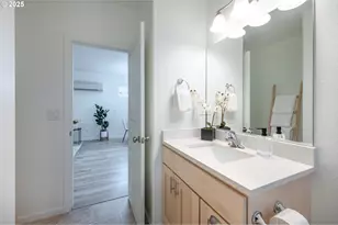 3023 Hummingbird Ln, Eugene, OR 97405 - Photo 21