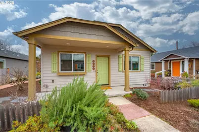 3023 Hummingbird Ln, Eugene, OR 97405 - Photo 1