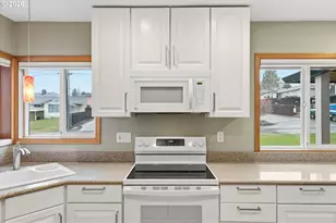 4302 C St, Washougal, WA 98671 - Photo 11