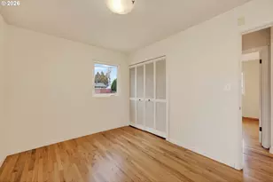 2304 SE 101st Ave, Portland, OR 97216 - Photo 17