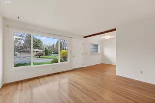 2304 SE 101st Ave, Portland, OR 97216 - Photo 7