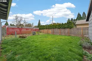 2304 SE 101st Ave, Portland, OR 97216 - Photo 29