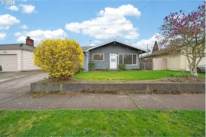 2304 SE 101st Ave, Portland, OR 97216 - Photo 3