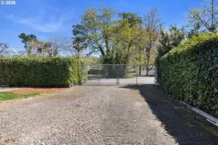 14 Royal Oaks Dr, Roseburg, OR 97471 - Photo 41