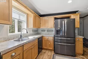 76113 Fish Hatchery Rd, Oakridge, OR 97463 - Photo 11