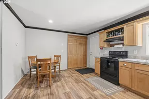 76113 Fish Hatchery Rd, Oakridge, OR 97463 - Photo 13