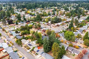 14217 SE Salmon St, Portland, OR 97233 - Photo 41