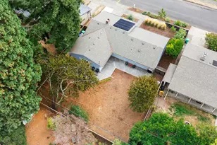 14217 SE Salmon St, Portland, OR 97233 - Photo 35