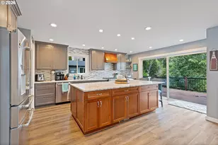 6564 Artemis Ln, West Linn, OR 97068 - Photo 9