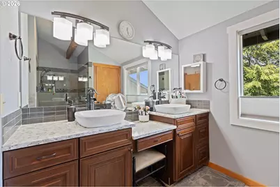 6564 Artemis Ln, West Linn, OR 97068 - Photo 19