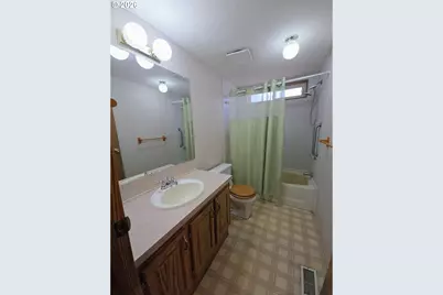 530 Shorepines Pl, Coos Bay, OR 97420 - Photo 15