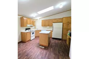 530 Shorepines Pl, Coos Bay, OR 97420 - Photo 9