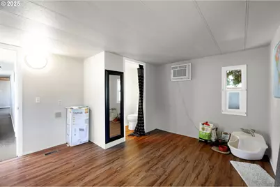 1125 58th St #96, Springfield, OR 97478 - Photo 17