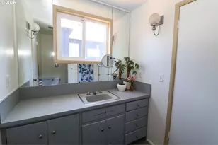 7077 Main St, Springfield, OR 97478 - Photo 23