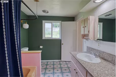 7077 Main St, Springfield, OR 97478 - Photo 17