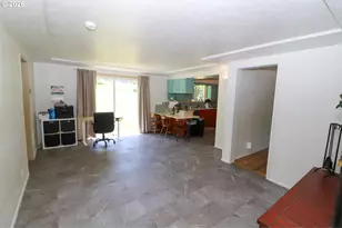 7077 Main St, Springfield, OR 97478 - Photo 19