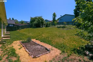 7077 Main St, Springfield, OR 97478 - Photo 39