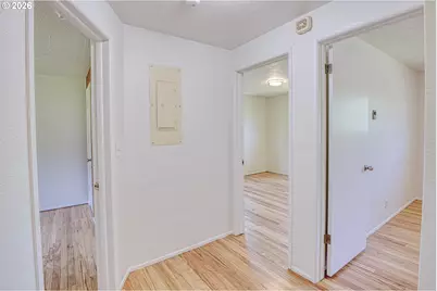7077 Main St, Springfield, OR 97478 - Photo 21