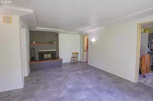 7077 Main St, Springfield, OR 97478 - Photo 9