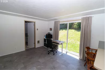 7077 Main St, Springfield, OR 97478 - Photo 11