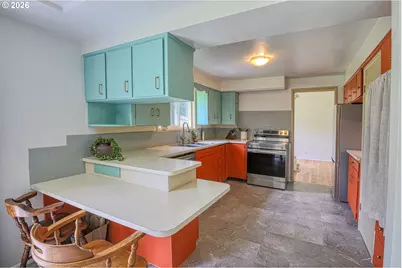 7077 Main St, Springfield, OR 97478 - Photo 13