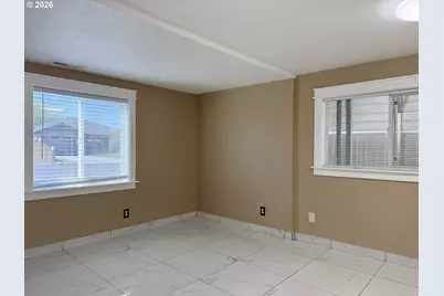 1750 NE North St, Hermiston, OR 97838 - Photo 13