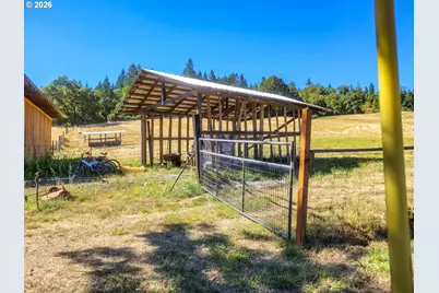 3450 Hogan Rd, Oakland, OR 97462 - Photo 33