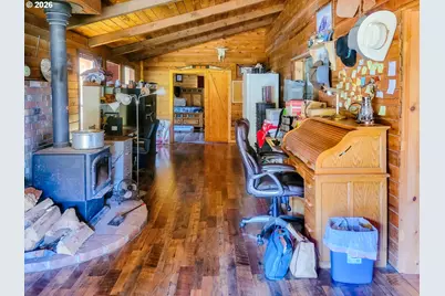 3450 Hogan Rd, Oakland, OR 97462 - Photo 11