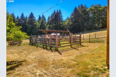 3450 Hogan Rd, Oakland, OR 97462 - Photo 35