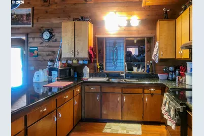 3450 Hogan Rd, Oakland, OR 97462 - Photo 5