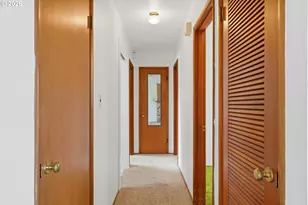 16706 SE Ankeny St, Portland, OR 97233 - Photo 21