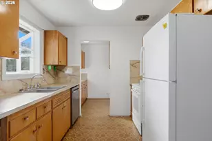 16706 SE Ankeny St, Portland, OR 97233 - Photo 17