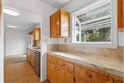 16706 SE Ankeny St, Portland, OR 97233 - Photo 19