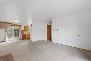 16706 SE Ankeny St, Portland, OR 97233 - Photo 11