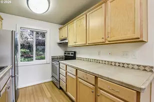 2680 SW 87th Ave, Portland, OR 97225 - Photo 9