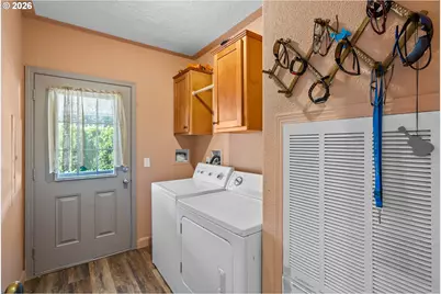 17580 SW Hancock Way, Beaverton, OR 97006 - Photo 23