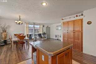 17580 SW Hancock Way, Beaverton, OR 97006 - Photo 13
