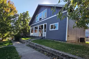 906 N Ave, La Grande, OR 97850 - Photo 1