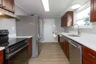 904 E 33rd St, Vancouver, WA 98663 - Photo 7