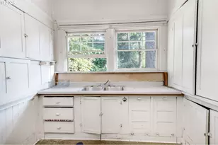 1258 Washington St, Eugene, OR 97401 - Photo 13