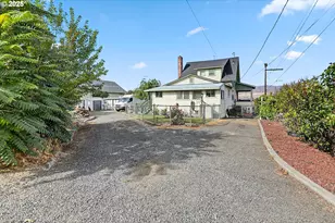 1022 E 10th St, The Dalles, OR 97058 - Photo 41