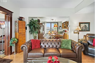 1022 E 10th St, The Dalles, OR 97058 - Photo 7