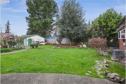 501 SE 157th Ave, Portland, OR 97233 - Photo 13