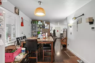 501 SE 157th Ave, Portland, OR 97233 - Photo 7