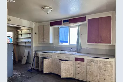 4641 Royal Ave, Eugene, OR 97402 - Photo 5