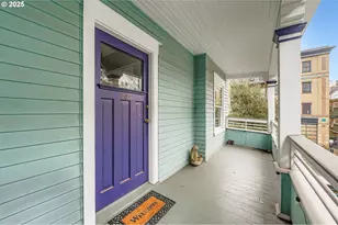 2127 NW Irving St, Portland, OR 97210 - Photo 7