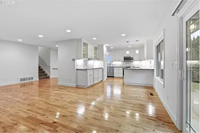 10445 SW Highland Dr, Tigard, OR 97224 - Photo 15